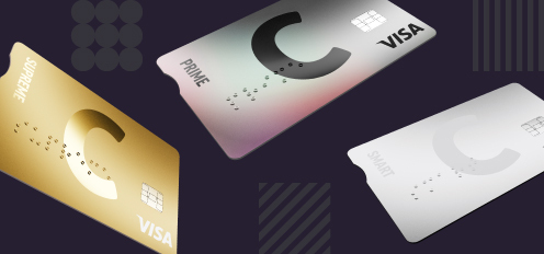 Kolm kaarti C-logoga ja VISA sümboliga tumedal taustal: üks kaart on kuldne, teine valge ning kolmas hall vikerkaareläikelise peegeldusega.