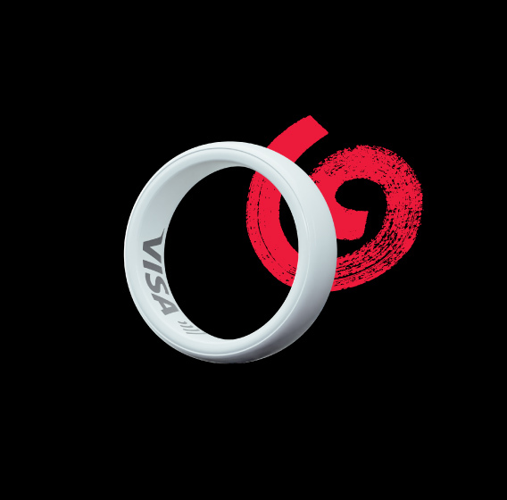 Valge Citadele maksesõrmus. VISA logo on nähtav sõrmuse siseküljel.