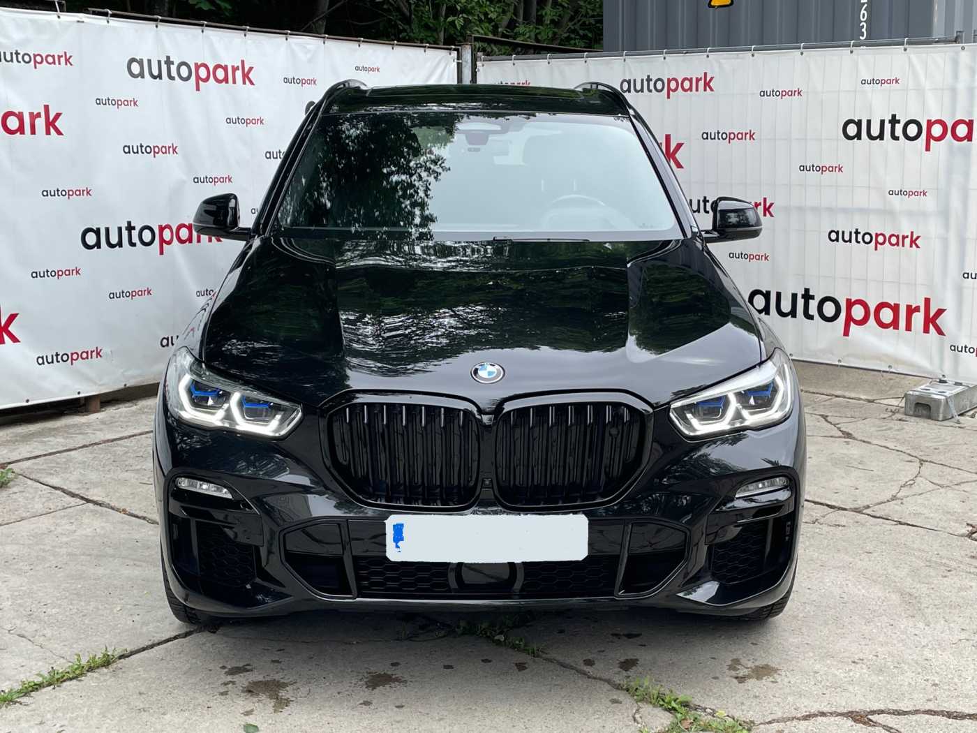 Легковой автомобиль: BMW X5