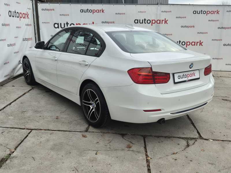 Sõiduauto: BMW 320 d