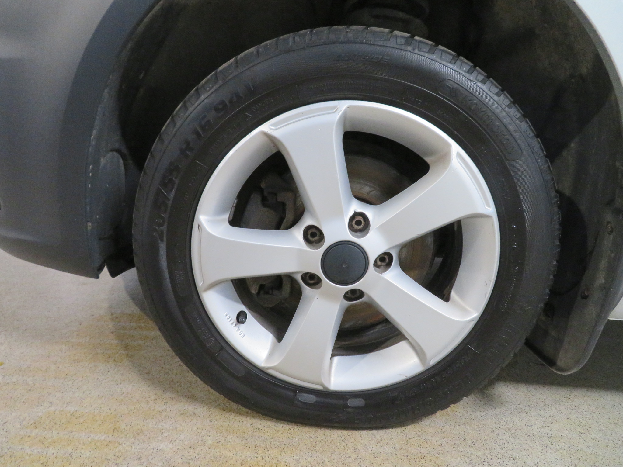Car: Volkswagen Caddy