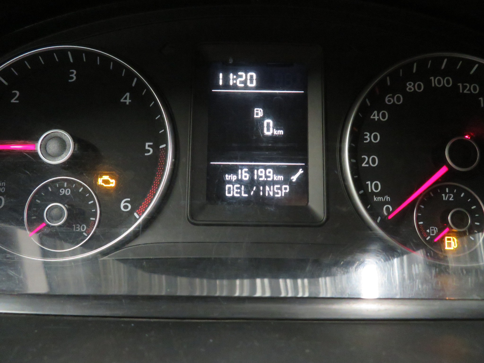 Car: Volkswagen Caddy