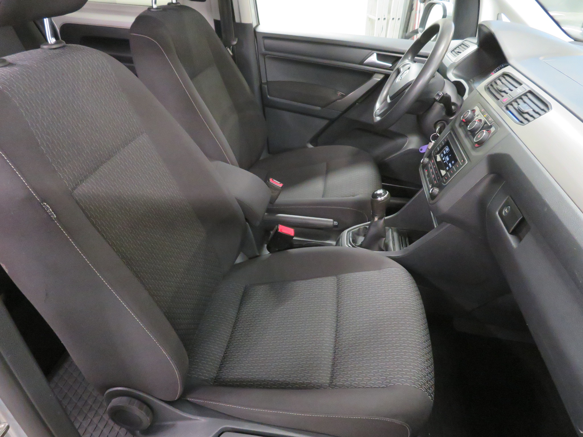 Car: Volkswagen Caddy