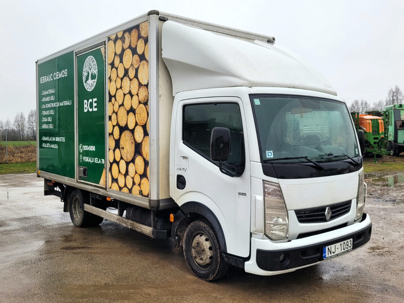 Коммерческий транспорт: Renault Maxity