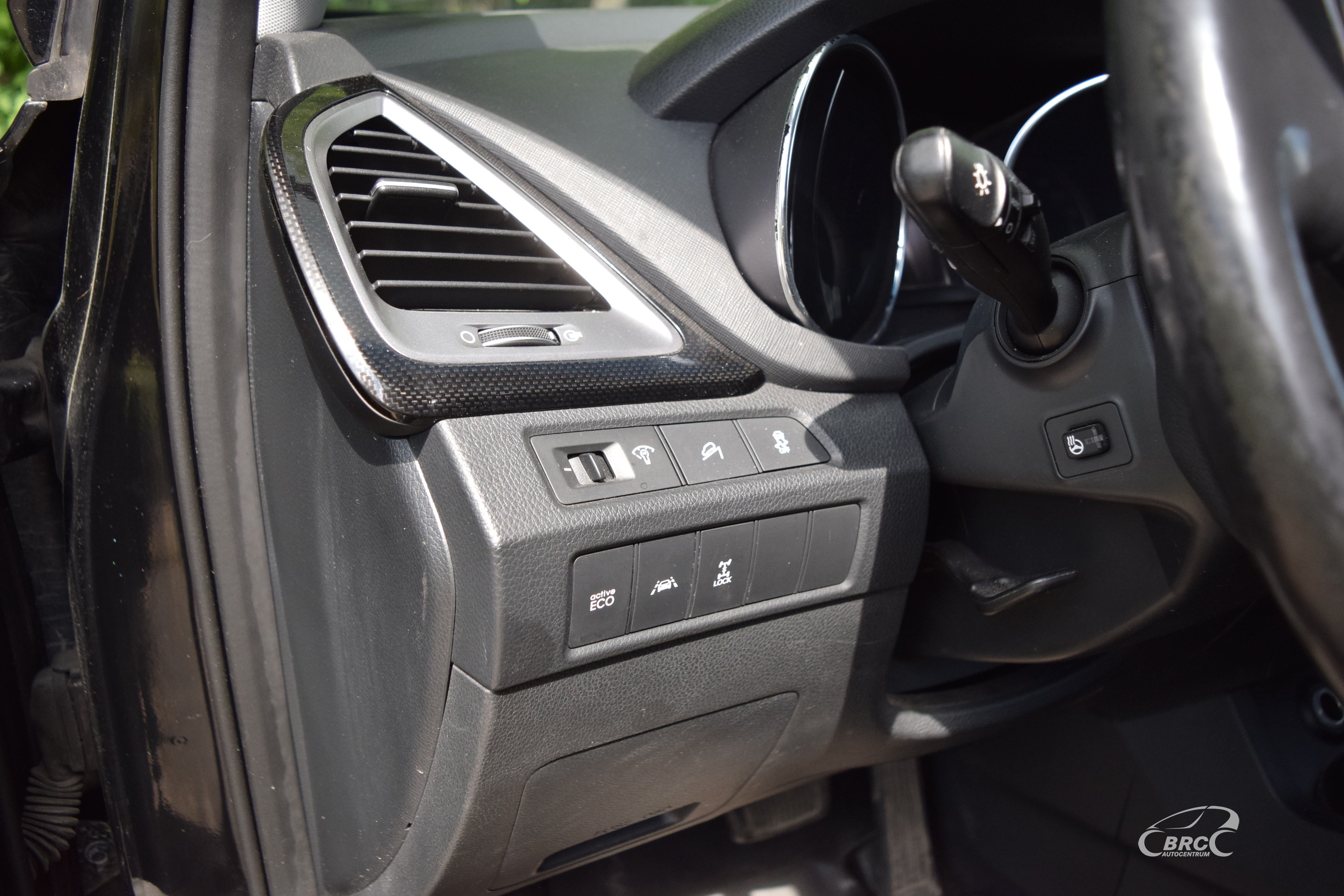 private.leasing.objectsforsale.alt.uniSaleTypeCar Hyundai Santa Fe