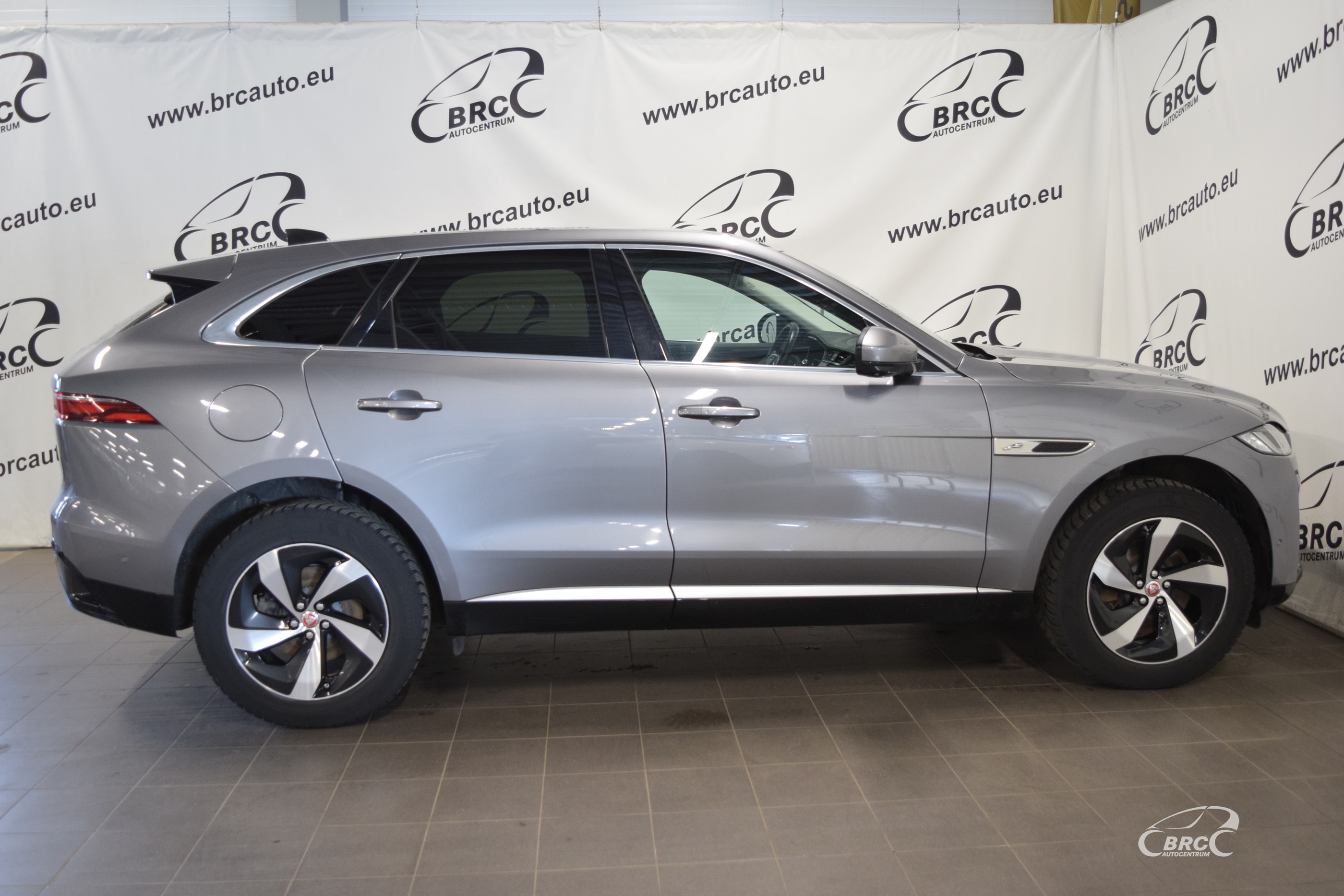 Car: Jaguar F-Pace
