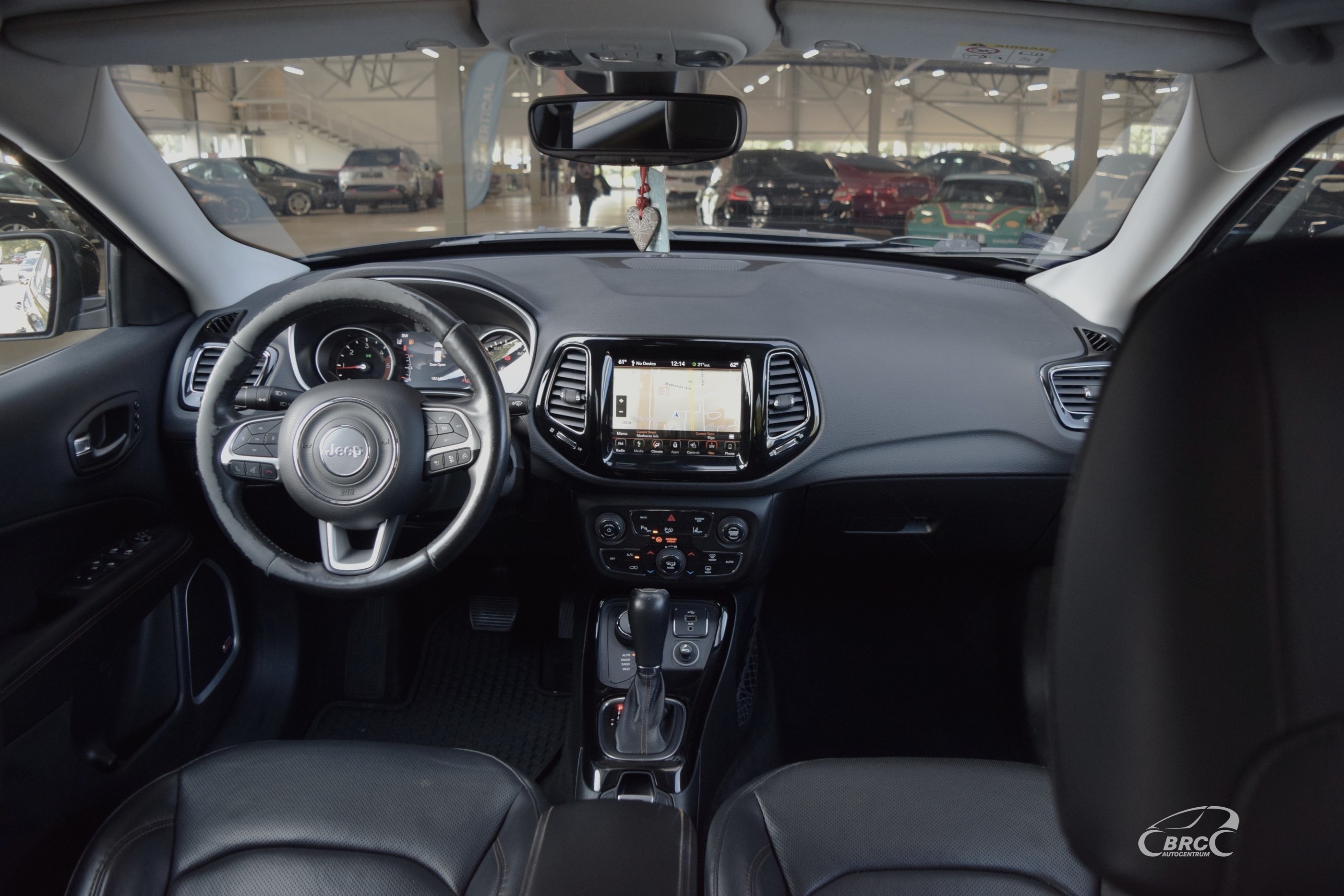 private.leasing.objectsforsale.alt.uniSaleTypeCar Jeep Compass