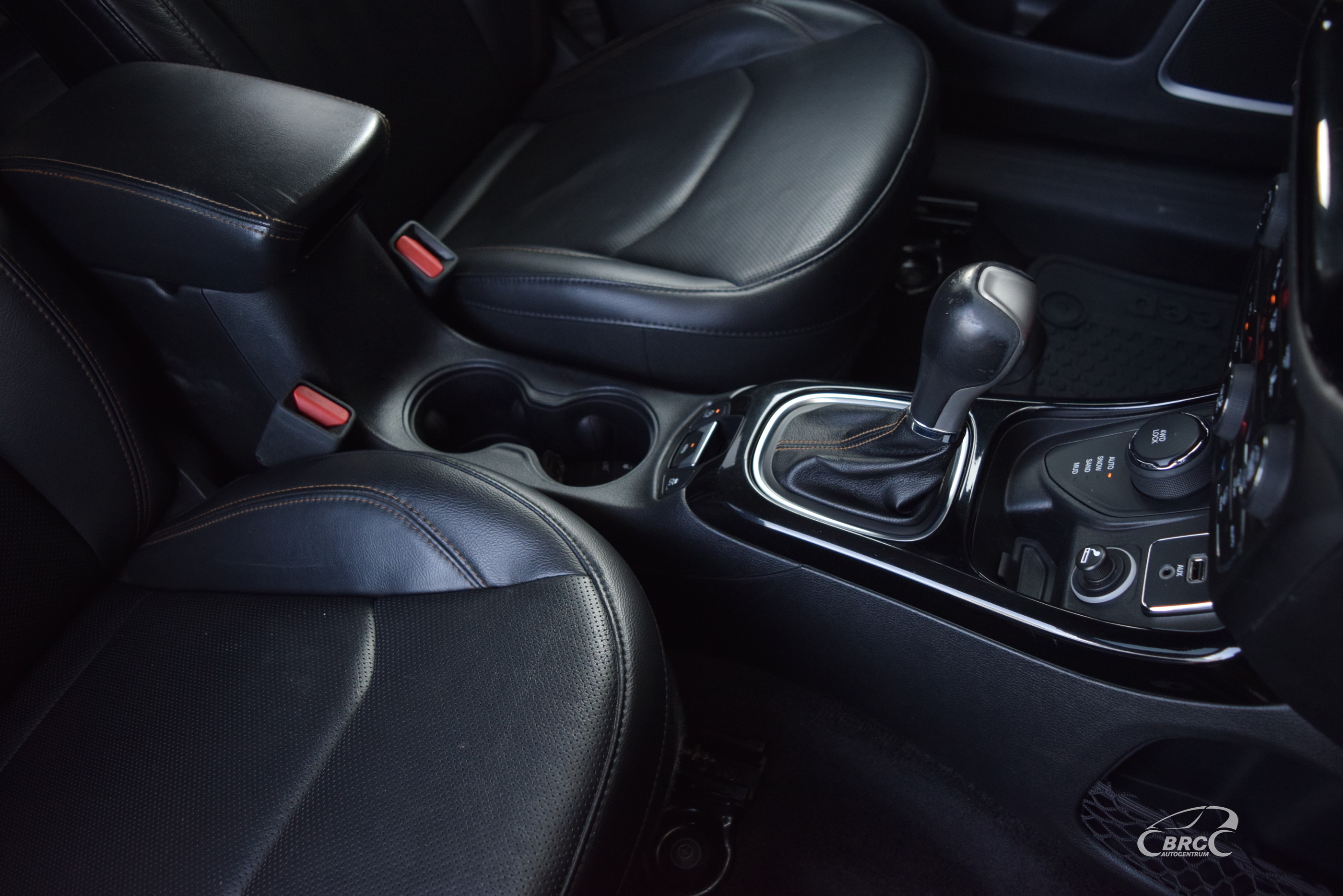 private.leasing.objectsforsale.alt.uniSaleTypeCar Jeep Compass