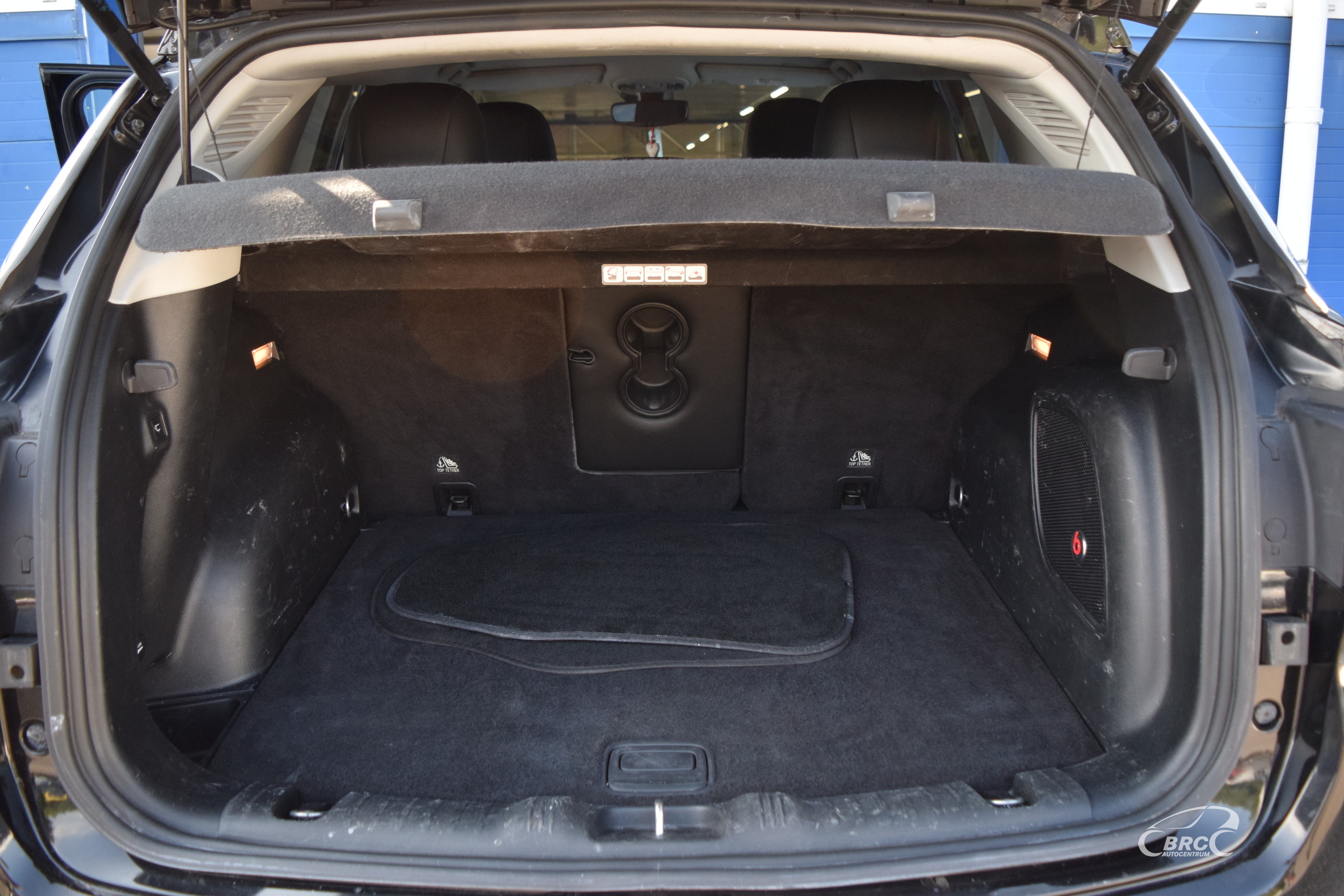 private.leasing.objectsforsale.alt.uniSaleTypeCar Jeep Compass