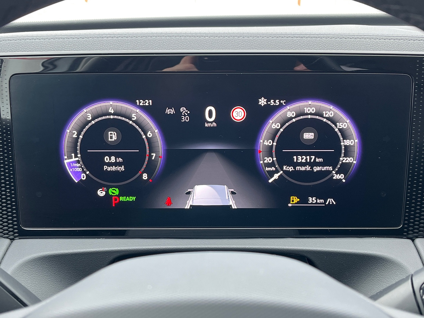 Car: Volkswagen Tiguan