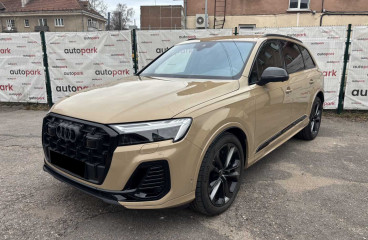 Легковой автомобиль: Audi Q7