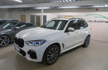 Легковой автомобиль: BMW X5