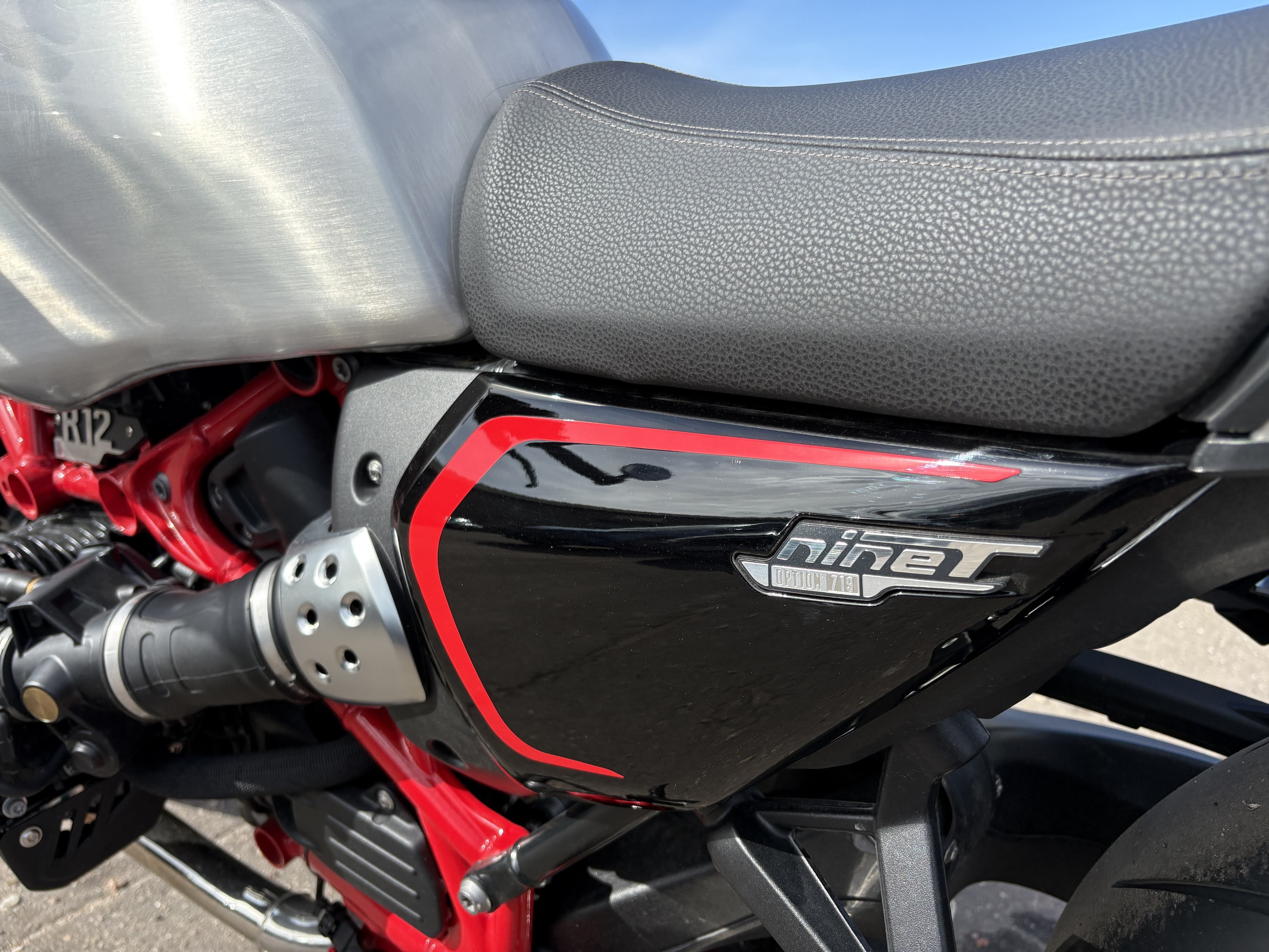Car: BMW R 12 NINET