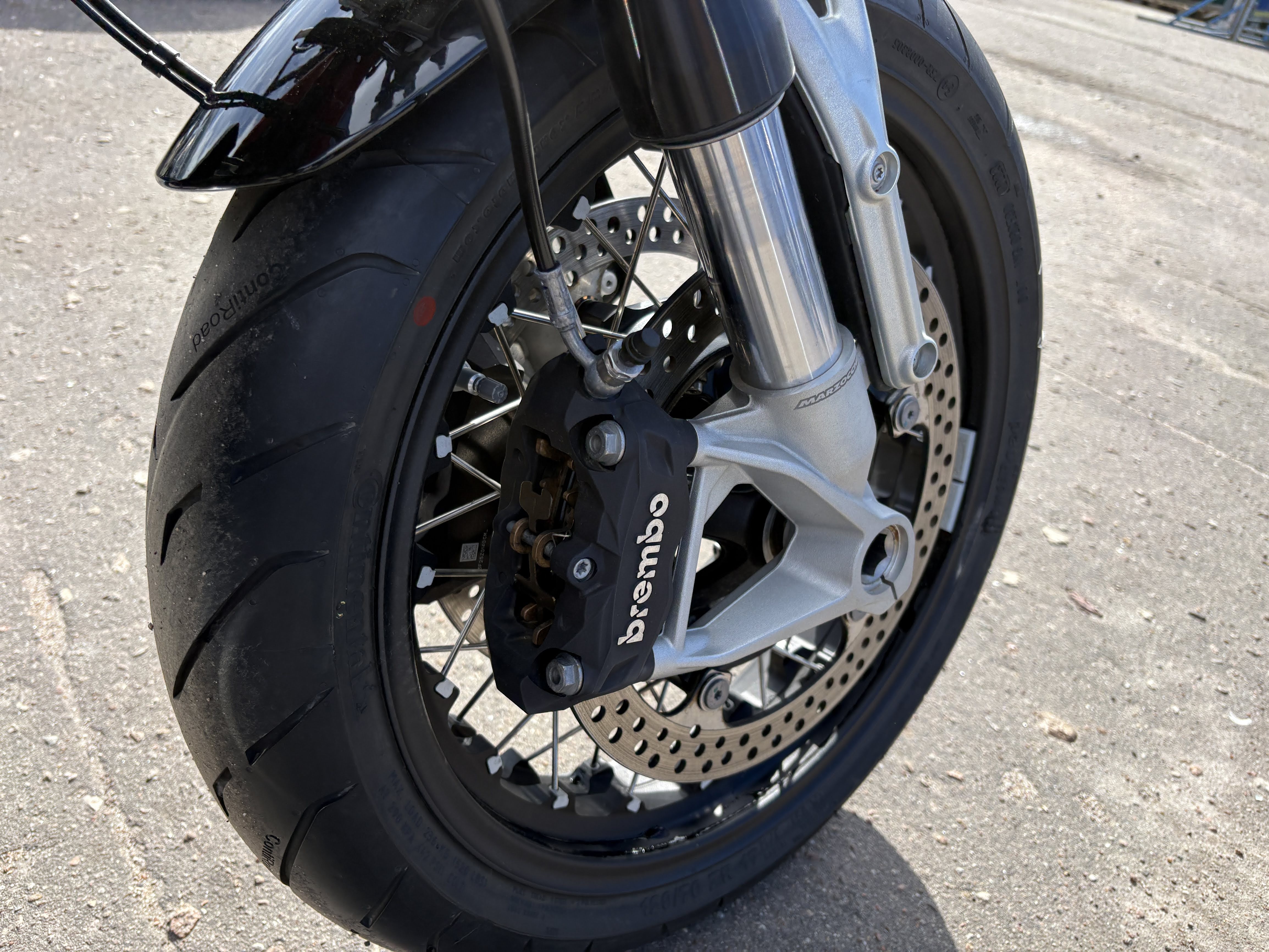 Car: BMW R 12 NINET