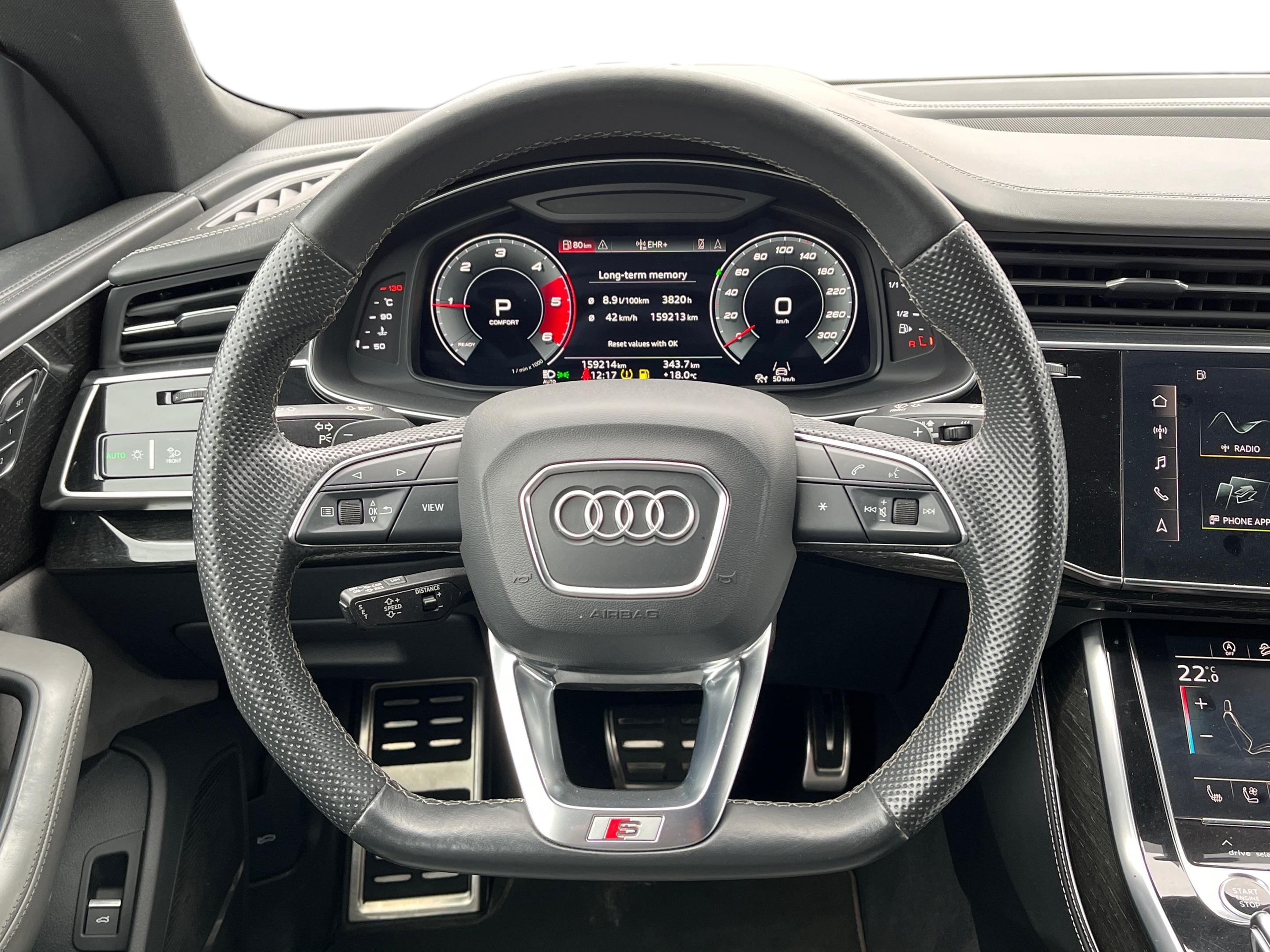 Sõiduauto: Audi Q8