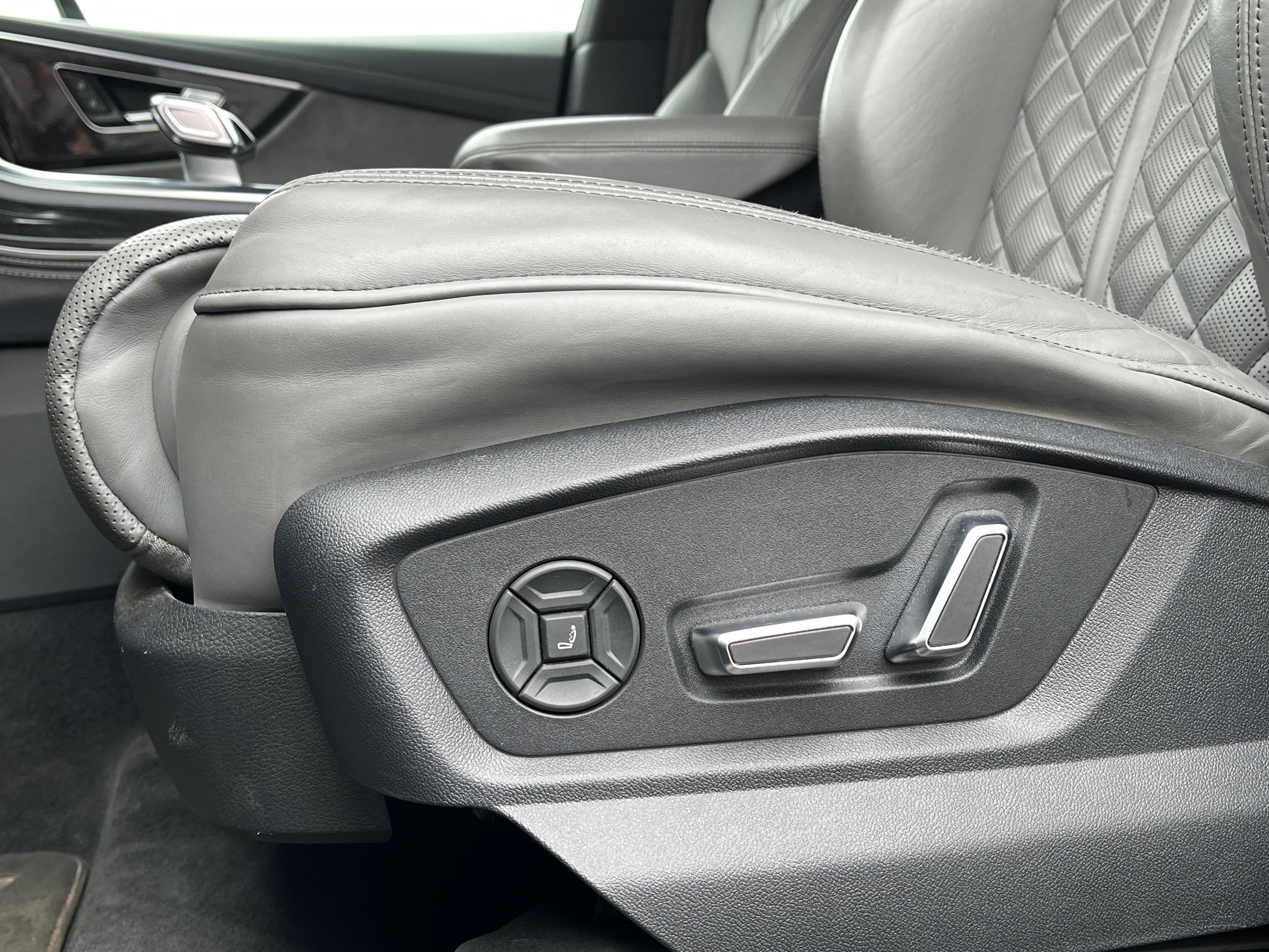 Sõiduauto: Audi Q8